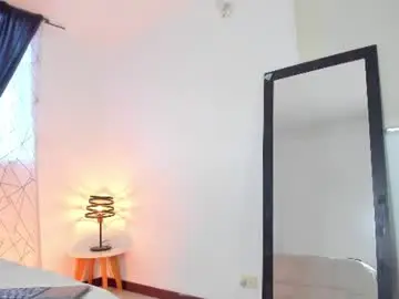 Chaturbate Free Live Porn of aleja_arango