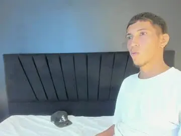 Chaturbate Nude Webcam of dilanx18