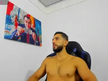 Chaturbate Nude Webcam of yiyo10_