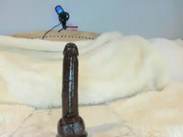 Chaturbate Free Porn Cam of eatmygingersnapps