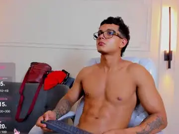Chaturbate Adult Webcams of paradise_boy_s
