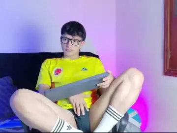 Chaturbate Sex Chat of santi_ll