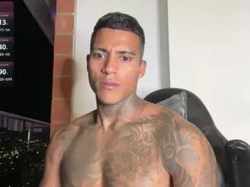 Chaturbate Free Live Porn of jordandenis17