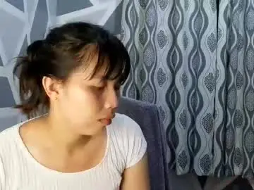 Chaturbate Watch Live Sex Cams of queennbbee