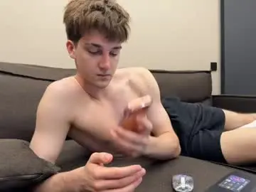 Chaturbate Watch Live Sex Cams of panda_b0y