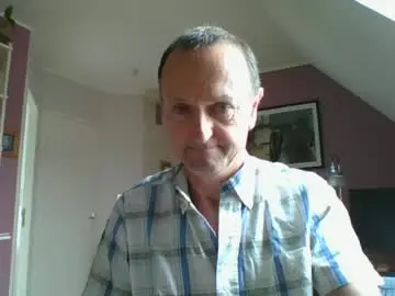 Chaturbate Live Sex Cam of yoannsexmalo