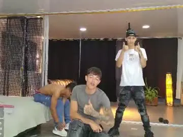 Chaturbate Watch Live Sex Cams of voyeurism_guys