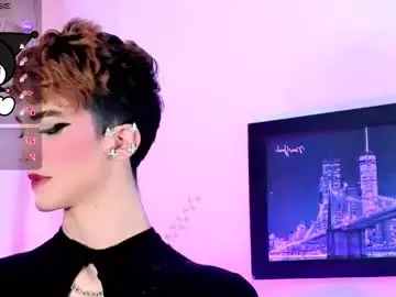 Chaturbate Live Sex Cam of salvatore_boom