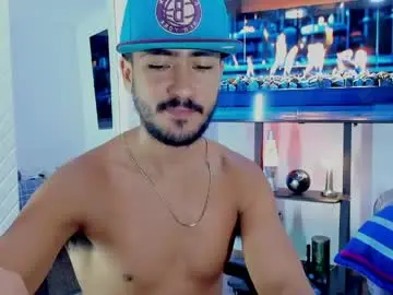 Chaturbate Live Sex Cam of david_johnson372