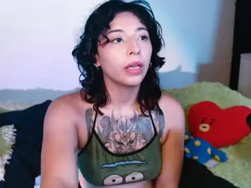 Chaturbate Live Sex Cam of jaadee18