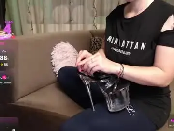 Chaturbate Best live sex cam show of bella_antoniaxo