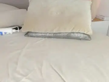 Chaturbate Nude Webcam of chloe_dee_