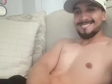 Chaturbate Live Sex Cam of papicubano_guapo23cm