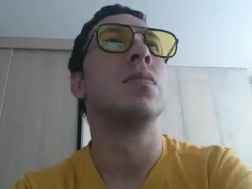 Chaturbate Free Live Porn of justmelove11