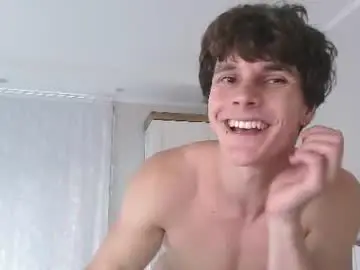 Chaturbate Live Sex Cam of eric_crush