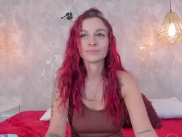 Chaturbate Live Sex Cam of thalira_angels