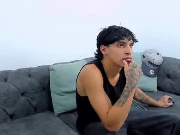 Chaturbate Sex Chat of kroywave