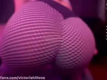 Chaturbate Live Sex Cam of victoriahillova