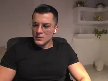 Chaturbate Watch Live Sex Cams of maximohoot