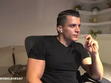 Chaturbate Live Sex Cam of maximohoot
