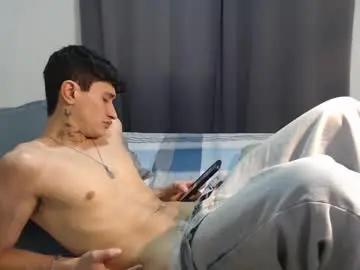 Chaturbate Free Live Porn of taylor_024