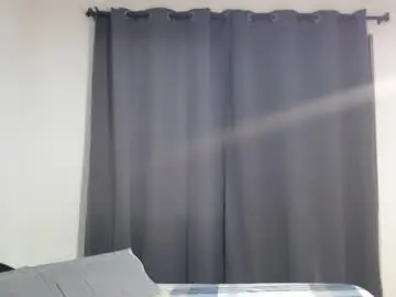Chaturbate Live Sex Cam of taylor_024