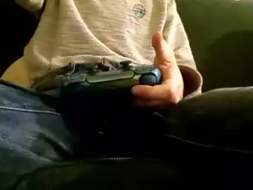 Chaturbate Live Sex Cam of biggestboiiii