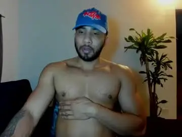Chaturbate Free Live Porn of cristobal12cock
