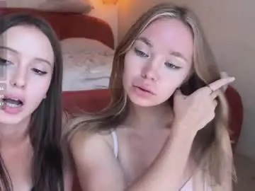 Chaturbate Live Sex Cam of gentle_killers