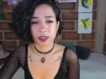 Chaturbate Sex Cam of isabellapaz90