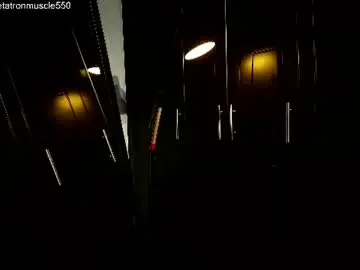 Chaturbate Best live sex cam show of metatron_muscle