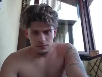 Chaturbate Adult Webcams of roberto_twink1