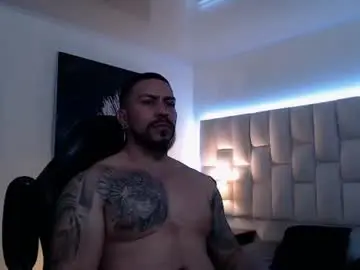 Chaturbate Live Sex Cam of luck_grey