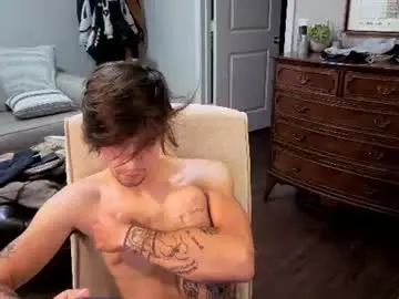 Chaturbate Free Porn Cam of str8whiteboy21