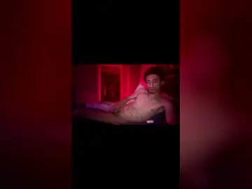 Chaturbate Live Sex Cam of bodyyattiyatti