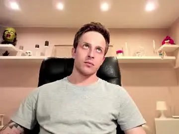 Chaturbate Live Sex Cam of chriscarrey