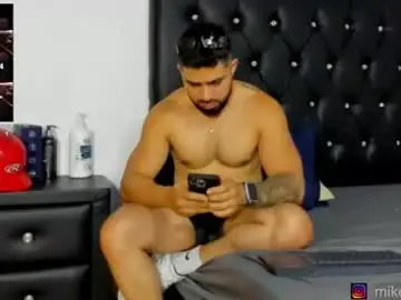 Chaturbate Sex Chat of mikeblaree
