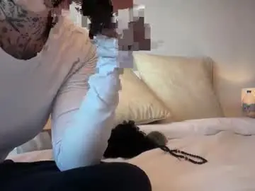 Chaturbate Watch Live Sex Cams of tattooedlucy_