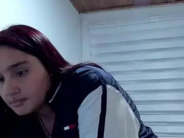 Chaturbate Sex Cam of caroline_rodriguez_9