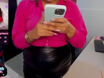 Chaturbate Free Live Porn of jeen_taylor