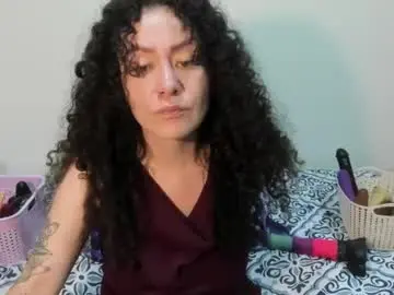 Chaturbate Live Sex Cam of laura_anal_