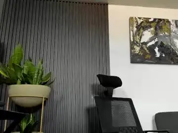 Chaturbate Live Porn of juliansexxx16