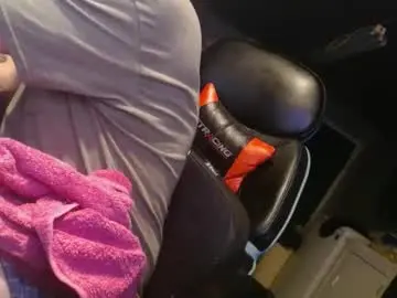 Chaturbate Free Porn Cam of handystud33