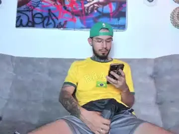 Chaturbate Nude Webcam of valentino_bel
