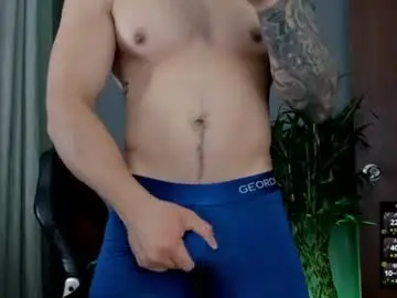 Chaturbate Live Sex Cam of boyc02_