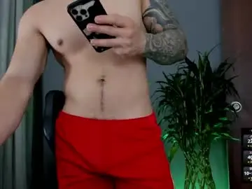 Chaturbate Free Live Porn of boyc02_