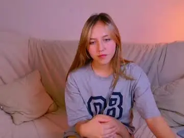 Chaturbate Live Sex Cam of cindylovesmith