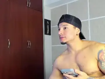 Chaturbate Sex Cam of isaacsuarez