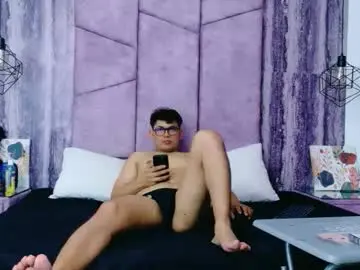 Chaturbate Adult Webcams of davejonesz