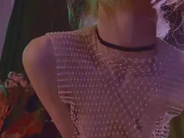 Chaturbate Free Porn Cam of adelaidegilber_